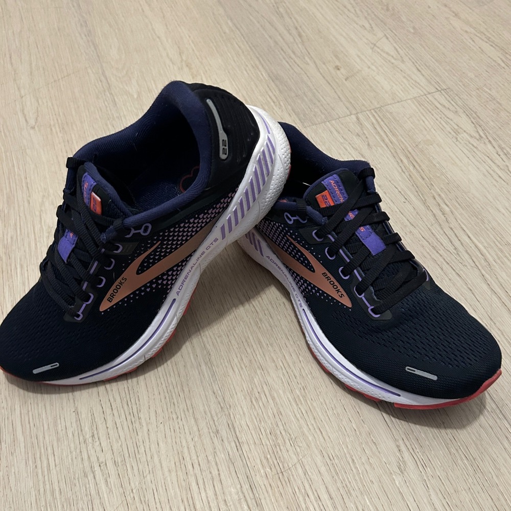Brooks Adrenaline GTS 22 Womens Navy Purple Running Shoes 1203531B080 Size 7.5